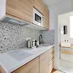 Beautiful Studio -16 Ard De Paris- Mobility Lease